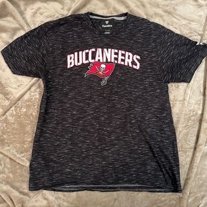 Men’s Tampa Bay Buccaneers T-shirt | Size: Large